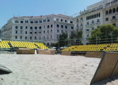 Beach-volley-στην-πλατεία-Αριστοτέλους